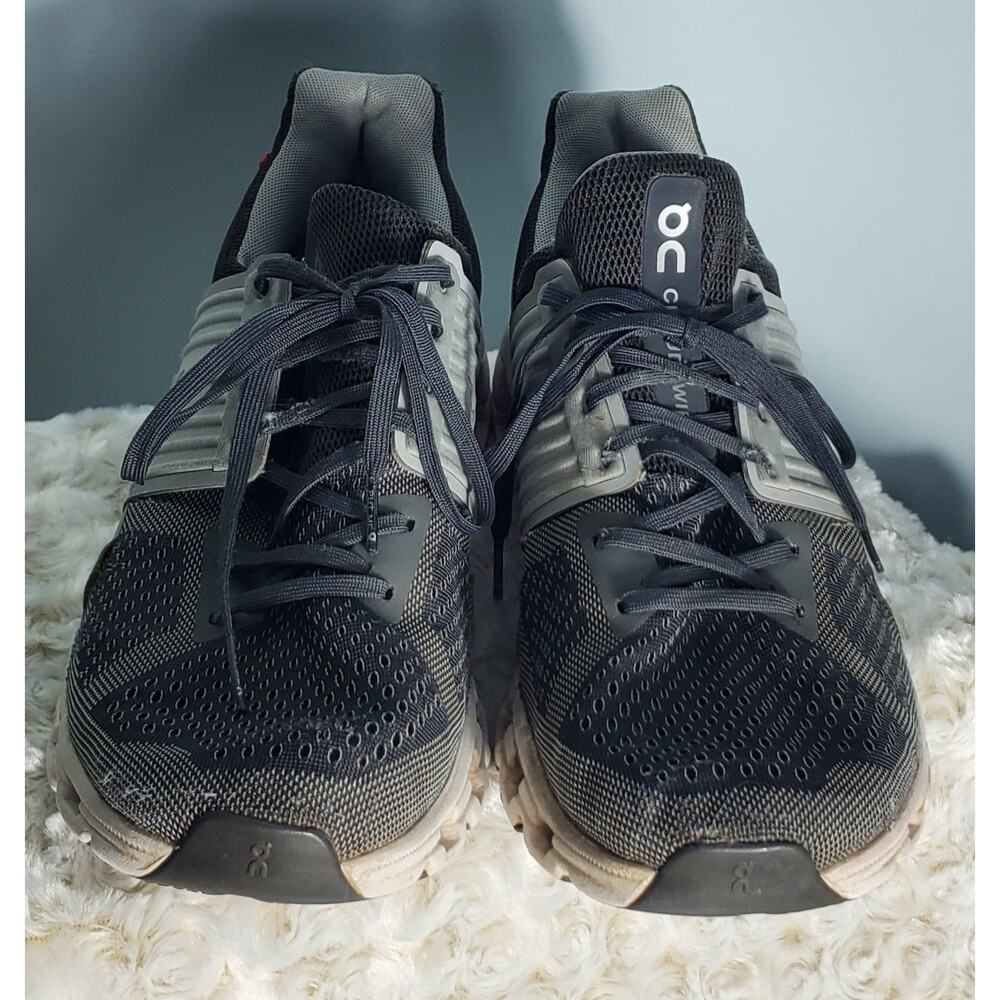 Oncloud Mens Gray Sneaker Size 12 Athetic Athleisure Casual